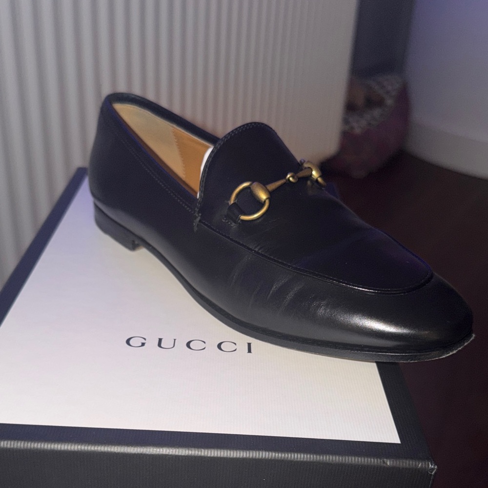Authentic Women’s Gucci black Loafer with Gold Detail